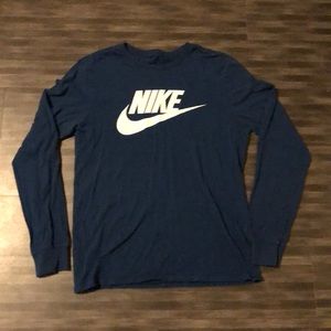 Nike long sleeve T-shirt